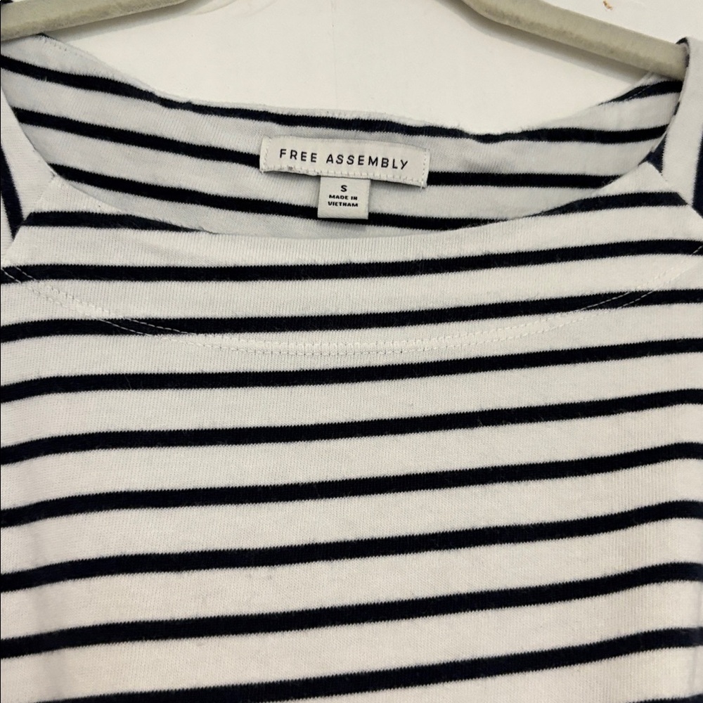 Free Assembly striped top - Picture 2 of 4